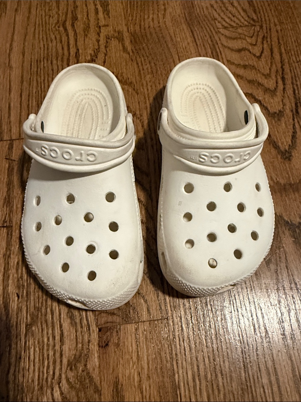 CROCS Kids Classic Clog in White size 3